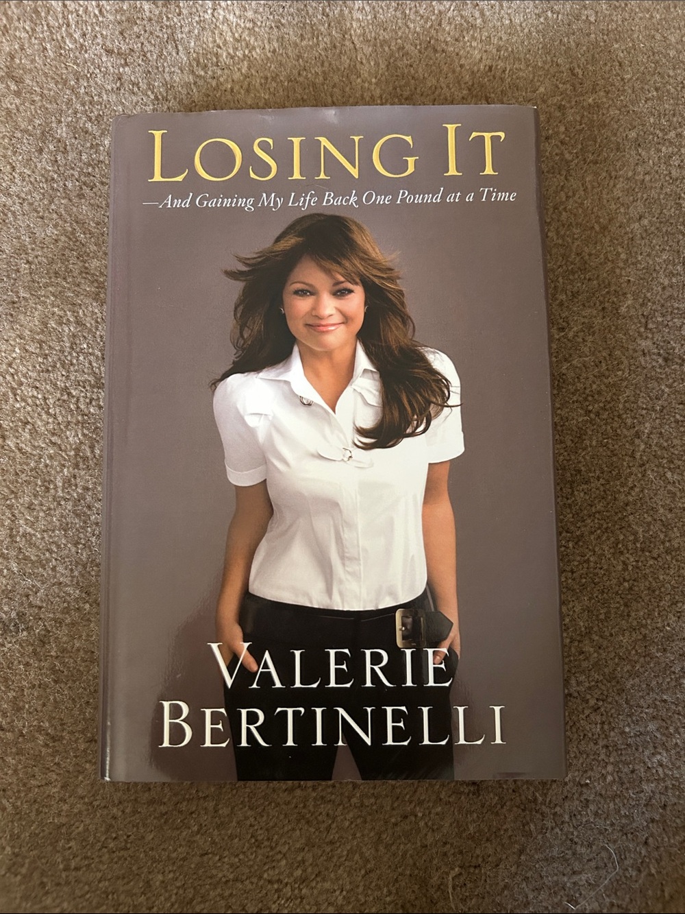 4/$20 Losing It- Valerie Bertinelli Hardcover Book